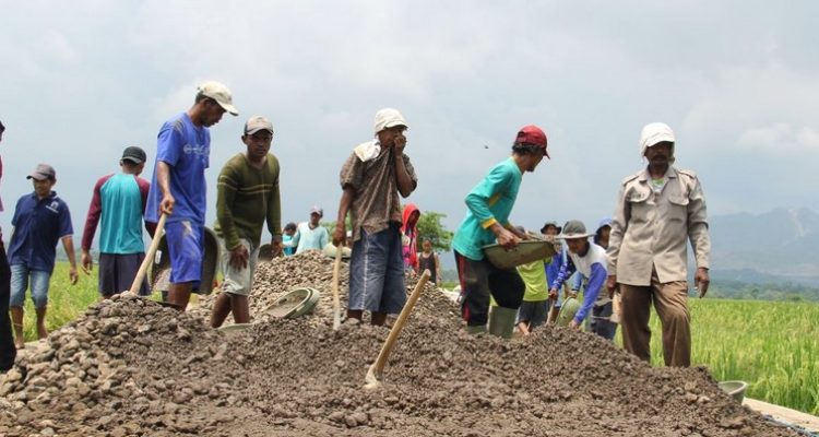 Kebijakan Pemberdayaan Desa untuk Meningkatkan Ekonomi Desa
